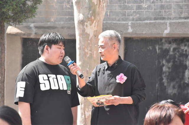 互动.jpg