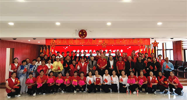 大合影.jpg